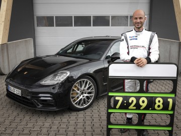 Porsche Panamera z rekordem na p&oacute;łnocnej pętli toru N&uuml;rburgring